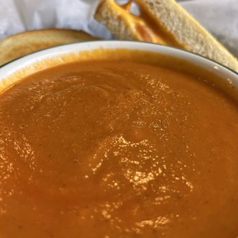 The Lunchbox Diner - Grilled cheese and homemade tomato soup - Diners Near Me - Mount Vernon, Washington
