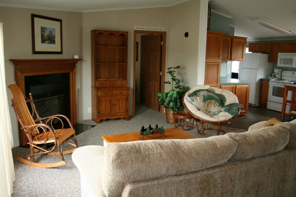 Horseshoe Bend RV Campground, Cabins & Boat Ramp Logo