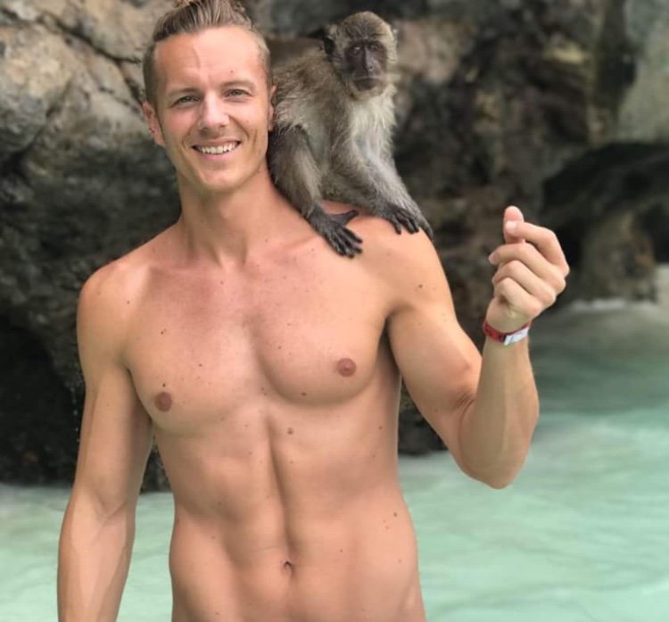 Lucky's Grand Casino