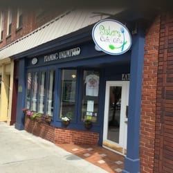 Sisters Cafe & Gifts - Store front