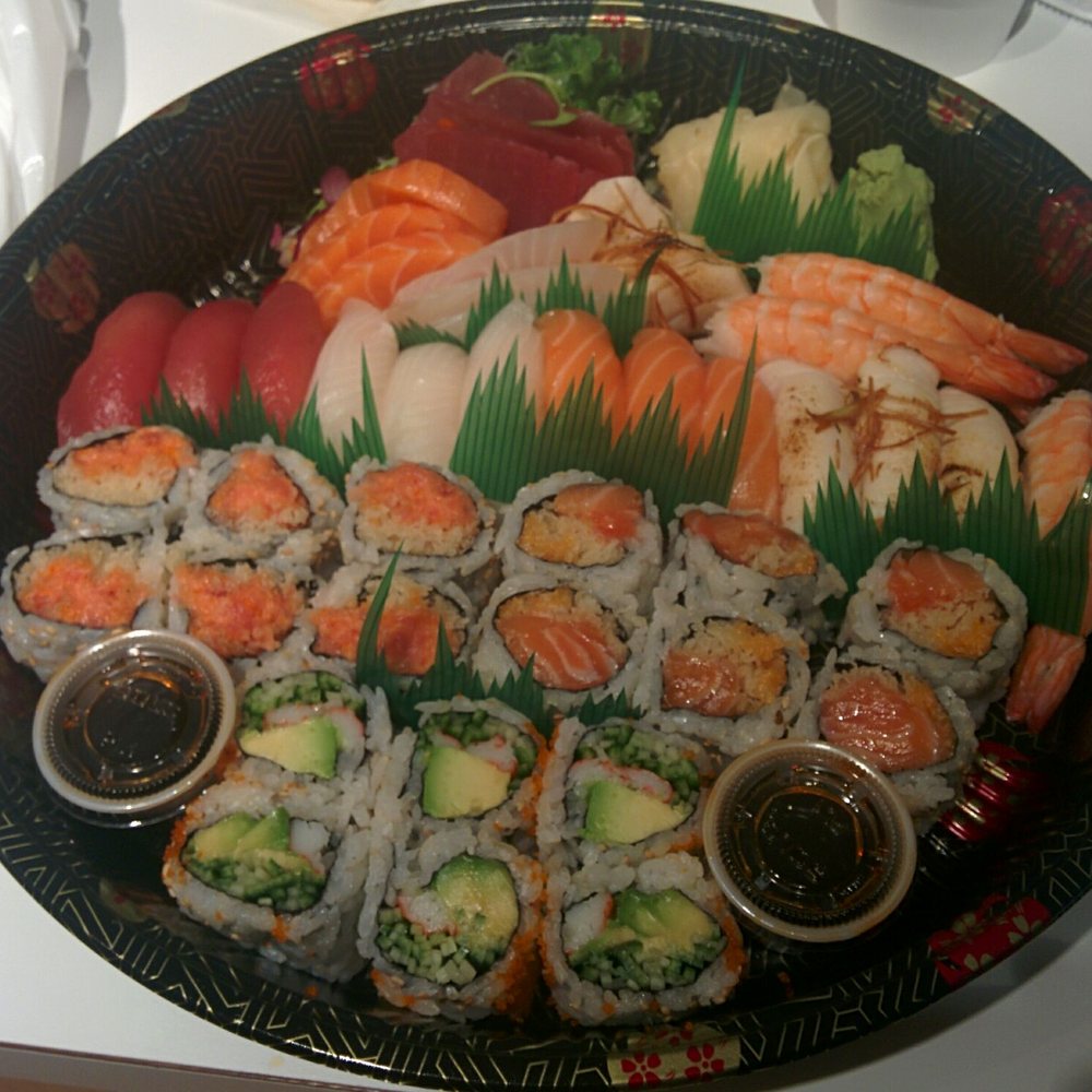 Kawa Sushi - Sushi, sashimi, maki roll platter (45 pieces) - Sushi Bars Near Me - Toronto, Ontario Kawa Sushi - Sushi, sashimi, maki roll platter (45 pieces) - Sushi Bars Near Me - Toronto, Ontario