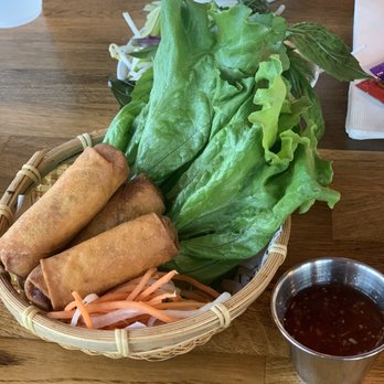 LES BA'GET - Royal egg rolls - Vietnamese Near Me - Houston, Texas