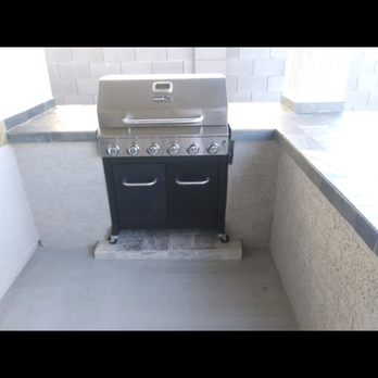 Elidas Residential Contracting - BBQ Grill build - General Contractors Near Me