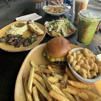 Urban Plates - Grilled Grass Fed Steak Caesar Salad Cheeseburger Moroccan Chicken Braise - Salad Near Me - Pasadena, California Urban Plates - Grilled Grass Fed Steak Caesar Salad Cheeseburger Moroccan Chicken Braise - Salad Near Me - Pasadena, California