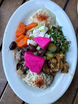 Alyan's Middle Eastern & Mediterranean Restaurant by null