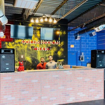 Golds Hookah Bar - two men behind the counter - Hookah Bars Near Me - Roselle, Illinois