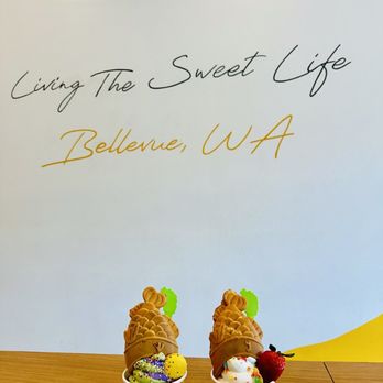 Somisomi - Upside down ah boong - matcha ube swirl, horchata & milk swirl - Ice Cream & Frozen Yogurt Near Me - Bellevue, Washington