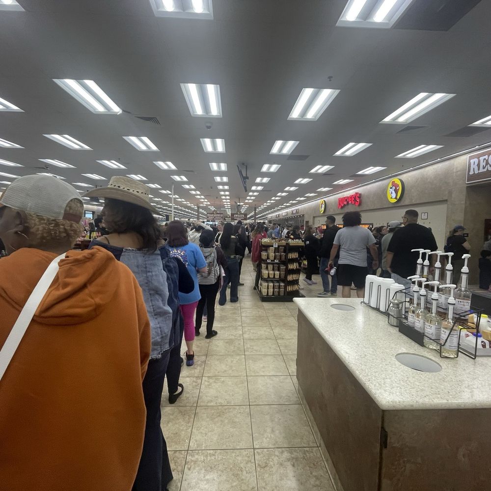 Buc-ee's - Gas Stations Near Me - Temple, Texas