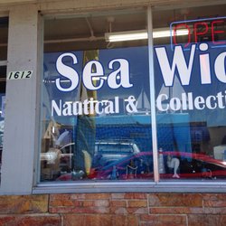 Sea Wick - Great shop to get souvenirs and collectibles. Very nice family willing to help find anything and even mail out.
