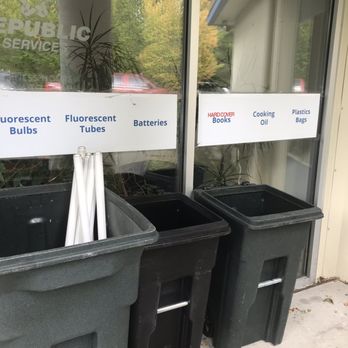 Republic Services - Recycling Bins - Recycling Center Near Me - Bellevue, Washington Republic Services - Recycling Bins - Recycling Center Near Me - Bellevue, Washington