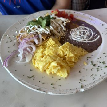 Mamimosas - Chilaquiles - Breakfast & Brunch Near Me - West Covina, California Mamimosas - Chilaquiles - Breakfast & Brunch Near Me - West Covina, California