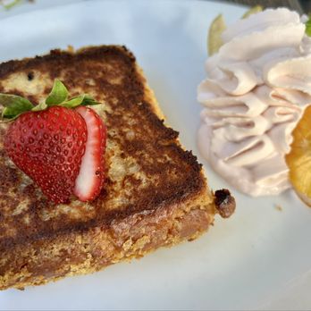 Over Easy - Custard French Toast - Breakfast & Brunch Near Me - Kailua, Hawaii Over Easy - Custard French Toast - Breakfast & Brunch Near Me - Kailua, Hawaii