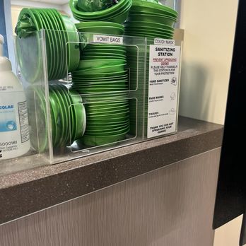 Kaiser Permanente - unsanitary/non-sterile throw up bags - Medical Centers Near Me - Baldwin Park, California