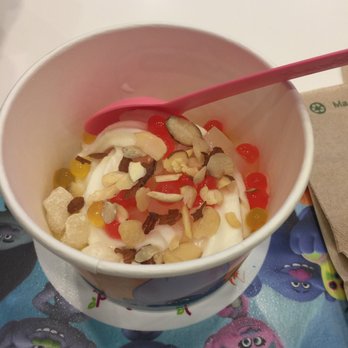 Yogurtland - Plain tart and mango tart - Ice Cream & Frozen Yogurt Near Me - Milpitas, California Yogurtland - Plain tart and mango tart - Ice Cream & Frozen Yogurt Near Me - Milpitas, California