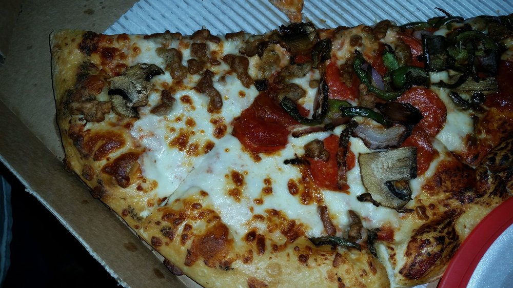 PIZZA HUT Updated September 2024 10 Reviews 133 S Gilbert St