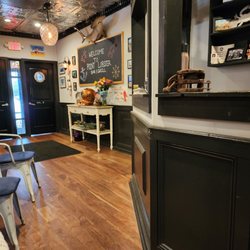 Point Lobster Bar & Grill
