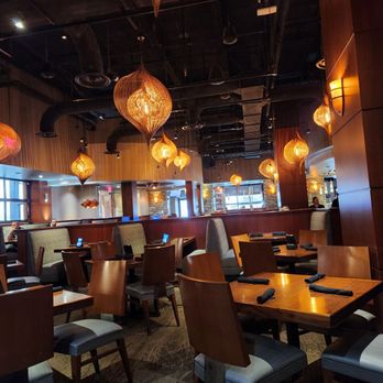 Kona Grill - Dallas - Sushi Bars Near Me - Dallas, Texas Kona Grill - Dallas - Sushi Bars Near Me - Dallas, Texas