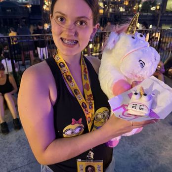 Universal Studios Florida - Unicorn smores from minion land - Amusement Parks Near Me - Orlando, Florida Universal Studios Florida - Unicorn smores from minion land - Amusement Parks Near Me - Orlando, Florida