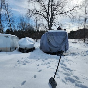Waconia Landscaping - a snow covered yard - Snow Removal Near Me - Waconia, Minnesota Waconia Landscaping - a snow covered yard - Snow Removal Near Me - Waconia, Minnesota