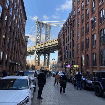 Dumbo - Landmarks & Historical Buildings Near Me Dumbo - Landmarks & Historical Buildings Near Me