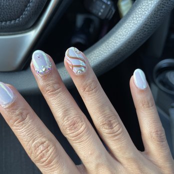 Nails by Lina - Nail Salons Near Me - Saint Petersburg, Florida