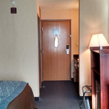 Comfort Inn Anderson South - Hotels Near Me - Anderson, Indiana