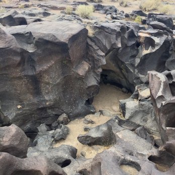 Fossil Falls - Hiking Near Me - Little Lake, California Fossil Falls - Hiking Near Me - Little Lake, California