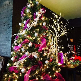IPIC Fort Lee - Cinema Near Me - Fort Lee, New Jersey
