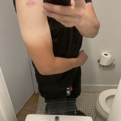 7-Eleven - Bruised on the second day being finger poked by the owner