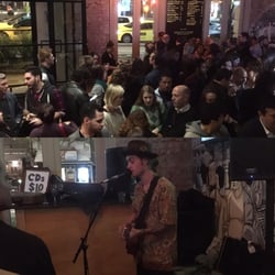 St Hotel - Busy venue & smooth sounds from Jayden Reid