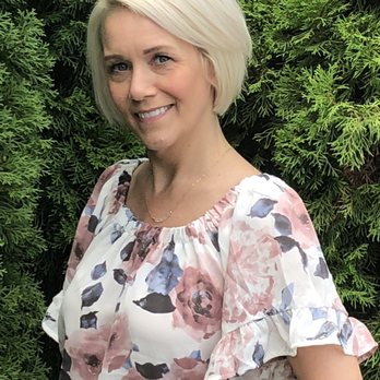 Salon Rae - Perfectly Platinum - thanks Kelsey!! - Hair Salons Near Me - Kirkland, Washington