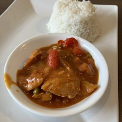 Berto's - Chicken afritada - tomato based sauce