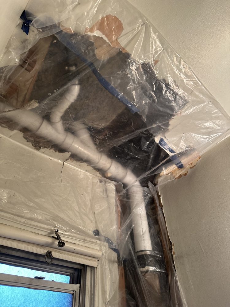 Slide of L&L General Contractor