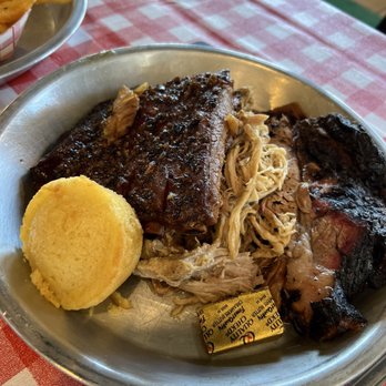Gold Beach BBQ - 3 meat combo (rips, pull-pork, and brisket) - Barbeque Near Me - Gold Beach, Oregon Gold Beach BBQ - 3 meat combo (rips, pull-pork, and brisket) - Barbeque Near Me - Gold Beach, Oregon