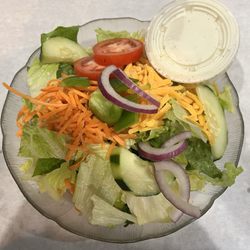 Swain's Seafood and Cut - House side salad w/ranch dressing