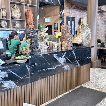Linh Anh - Main desk and cashier area - Vietnamese Near Me - Unionville, Ontario Linh Anh - Main desk and cashier area - Vietnamese Near Me - Unionville, Ontario