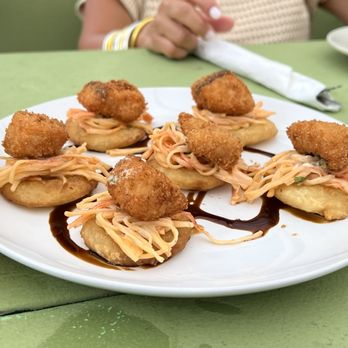 Te-ta's By Karla Z - Montaditos de yuca con spicy crab y croquetas de salmón - Puerto Rican Near Me - Cayey, Puerto Rico Te-ta's By Karla Z - Montaditos de yuca con spicy crab y croquetas de salmón - Puerto Rican Near Me - Cayey, Puerto Rico