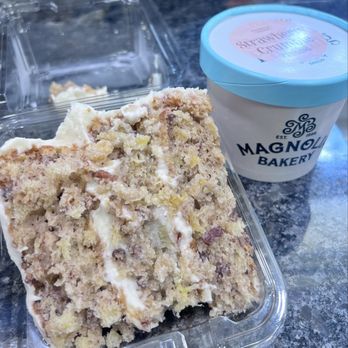 Magnolia Bakery - Hummingbird cake - Bakeries Near Me - Holladay, Utah