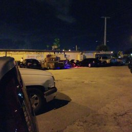 BIMINI BAY BAR - Updated July 2025 - 34 Photos & 57 Reviews - 412 SE