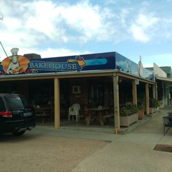 Glenrowen Bakehouse and Cafe - Outside