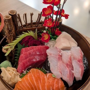 Uncle Son Sushi - Sushi Bars Near Me - Falls Church, Virginia Uncle Son Sushi - Sushi Bars Near Me - Falls Church, Virginia