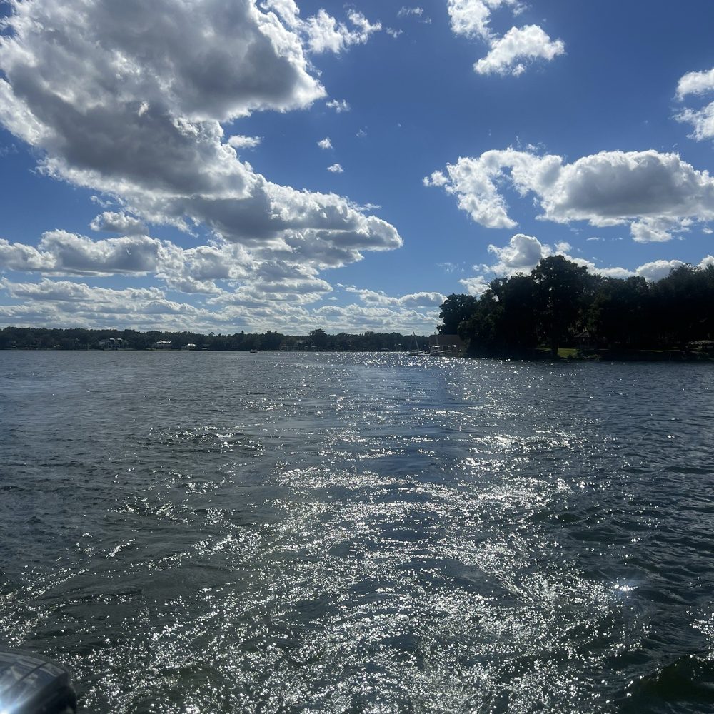Scenic Boat Tour - Boat Tours Near Me - Winter Park, Florida Scenic Boat Tour - Boat Tours Near Me - Winter Park, Florida