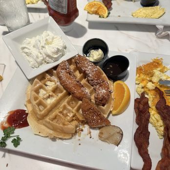Keke's Breakfast Cafe - Chicken and waffles - Breakfast & Brunch Near Me - Kissimmee, Florida Keke's Breakfast Cafe - Chicken and waffles - Breakfast & Brunch Near Me - Kissimmee, Florida