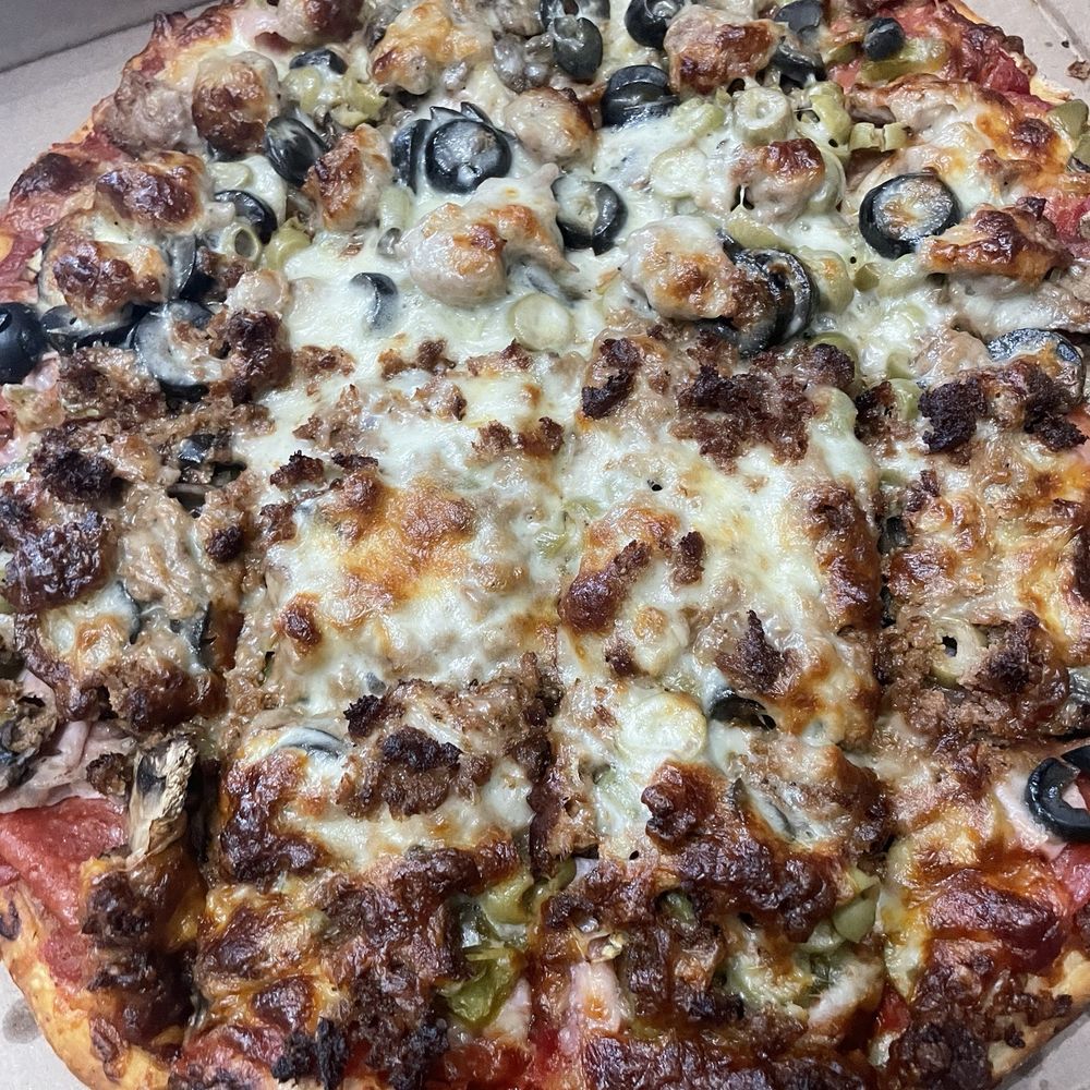 Load it up best pizza delicious! Load it up best pizza delicious!
