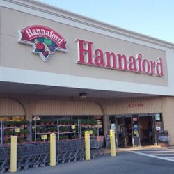 Hannaford Supermarkets - Store front