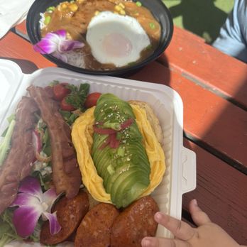 Sunshine & Pineapple - Breakfast & Brunch Near Me - Honolulu, Hawaii Sunshine & Pineapple - Breakfast & Brunch Near Me - Honolulu, Hawaii