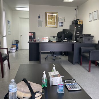 ASF Auto Glass - Waiting area - Windshield Installation & Repair Near Me - Fremont, California