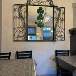 Magpie's Cafe - Ambiance