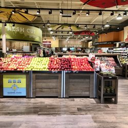 Hannaford - Hannaford Brunswick NY. New, very nice store; very clean, spacious, and well kept.