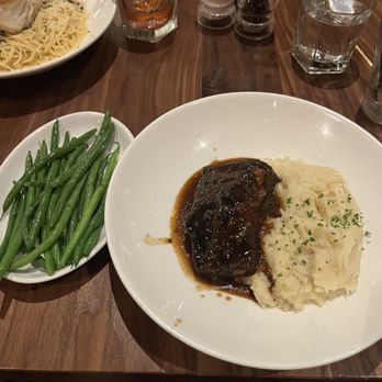 Village Tavern - Short rib - New American Near Me - Raleigh, North Carolina Village Tavern - Short rib - New American Near Me - Raleigh, North Carolina